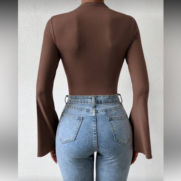 Elegant Black Long Sleeve Women's Bodysuit Top - Picture 13 of 16